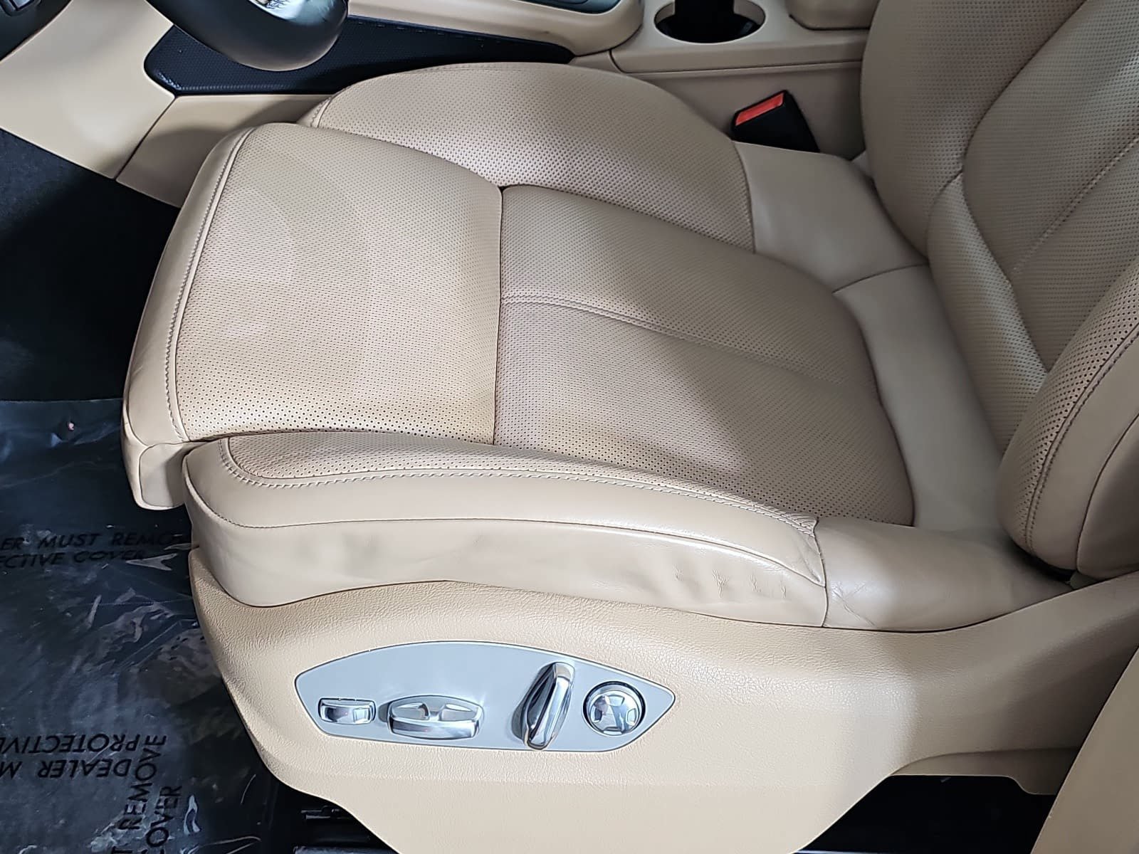 Used 2020 Porsche Macan AWD/4WD image 29