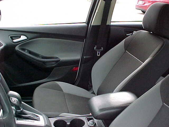 Used 2013 Ford Focus SE w/ Interior Protection Pkg FWD image 15