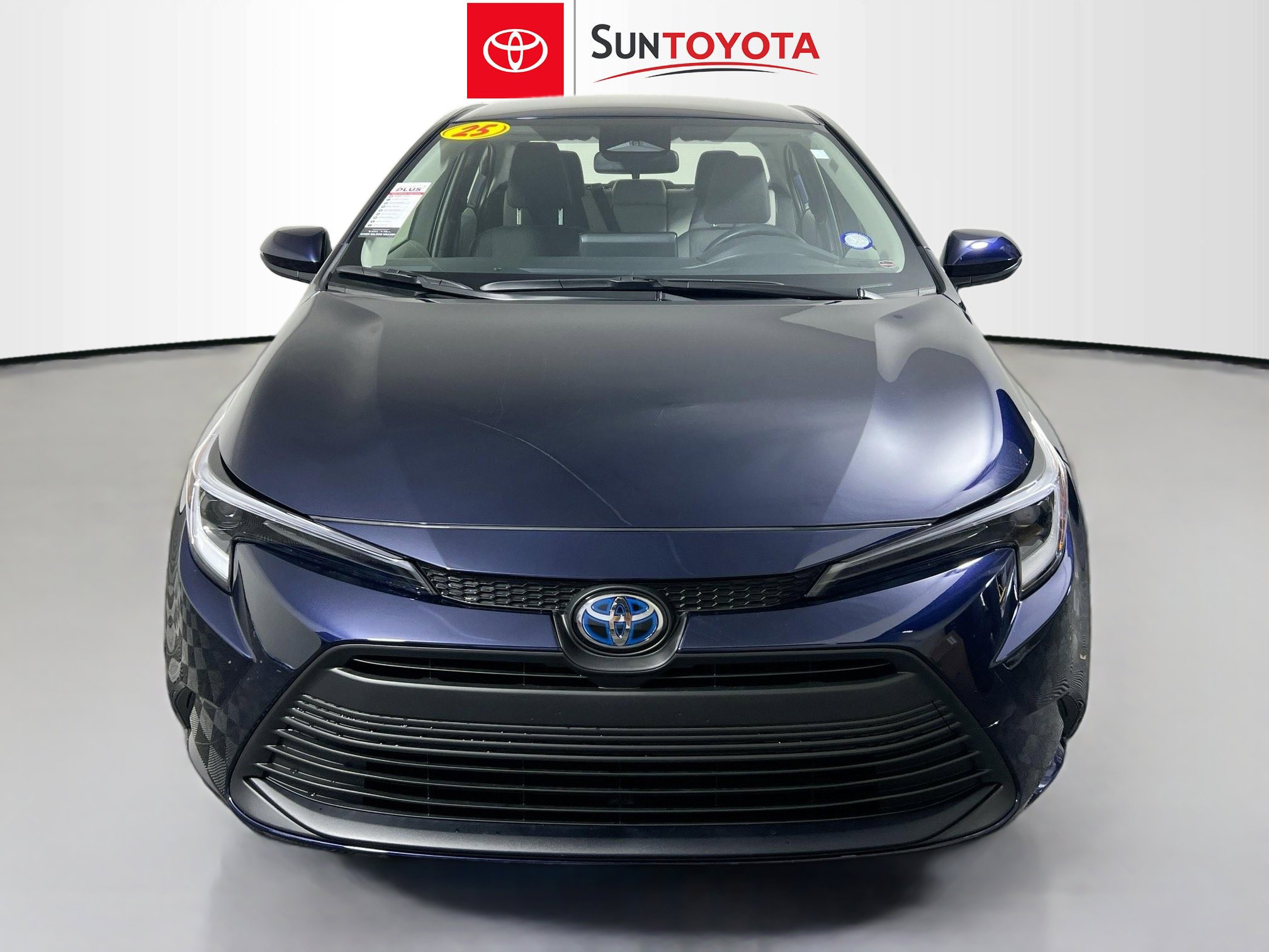 Used 2025 Toyota Corolla LE w/ Convenience Package FWD image 10