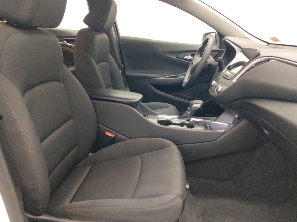 Used 2023 Chevrolet Malibu LT FWD image 21