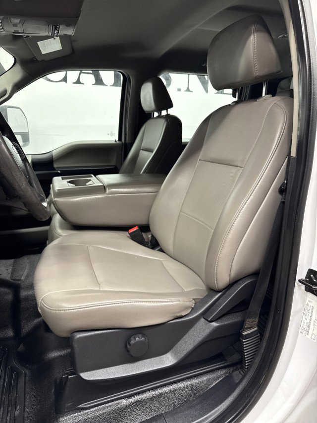 Used 2021 Ford F550 4x4 Crew Cab Super Duty w/ Power Equipment Group image 30