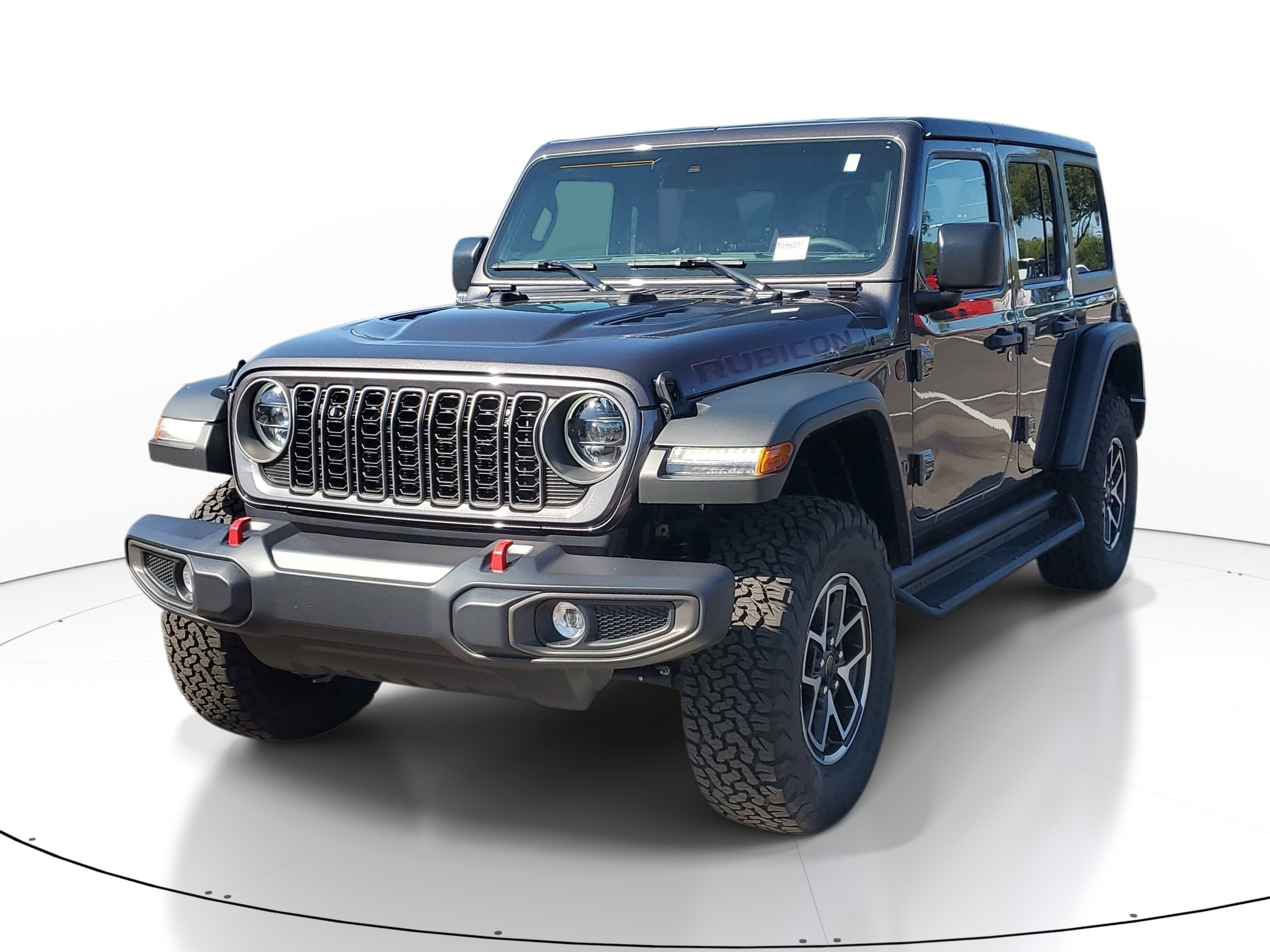Used 2025 Jeep Wrangler Unlimited Rubicon w/ Convenience Group AWD/4WD image 3