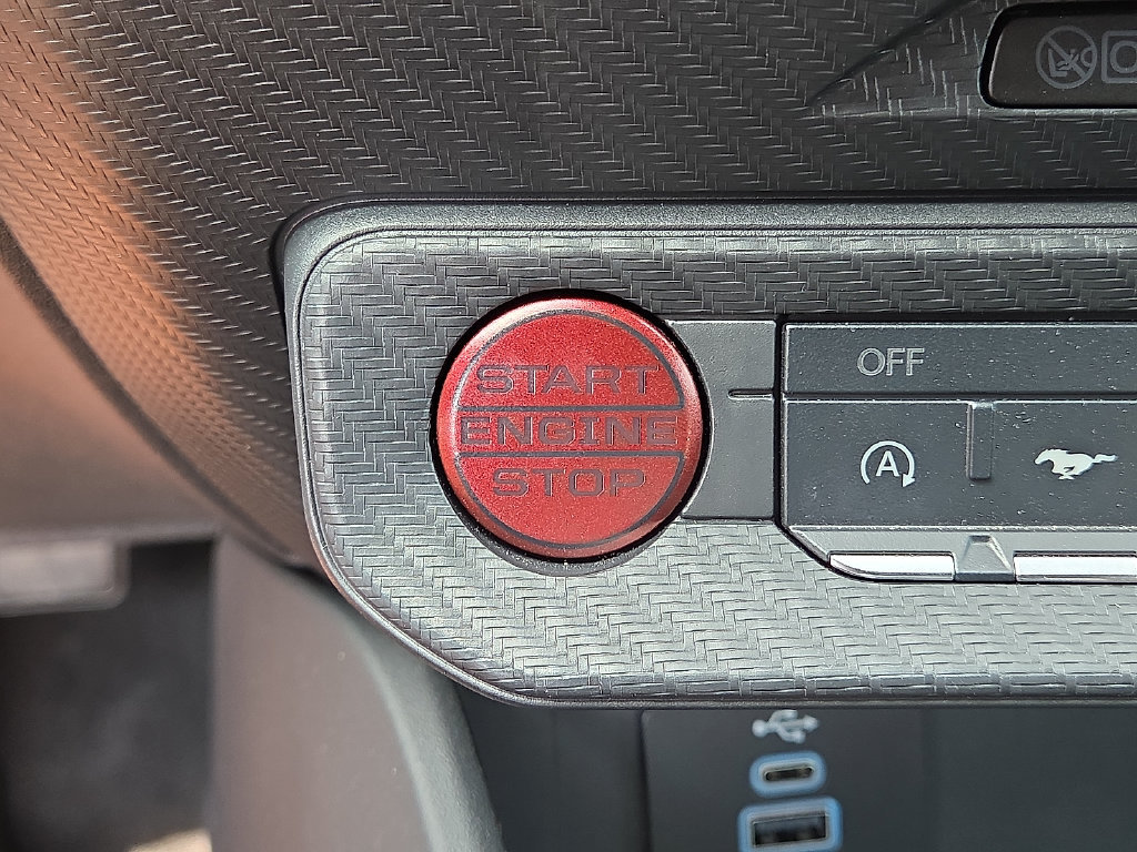 Used 2026 Ford Mustang Coupe RWD image 26