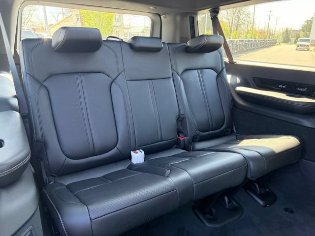 New 2026 Jeep Grand Wagoneer L Summit w/ Rear Seat Video Group I AWD/4WD image 29