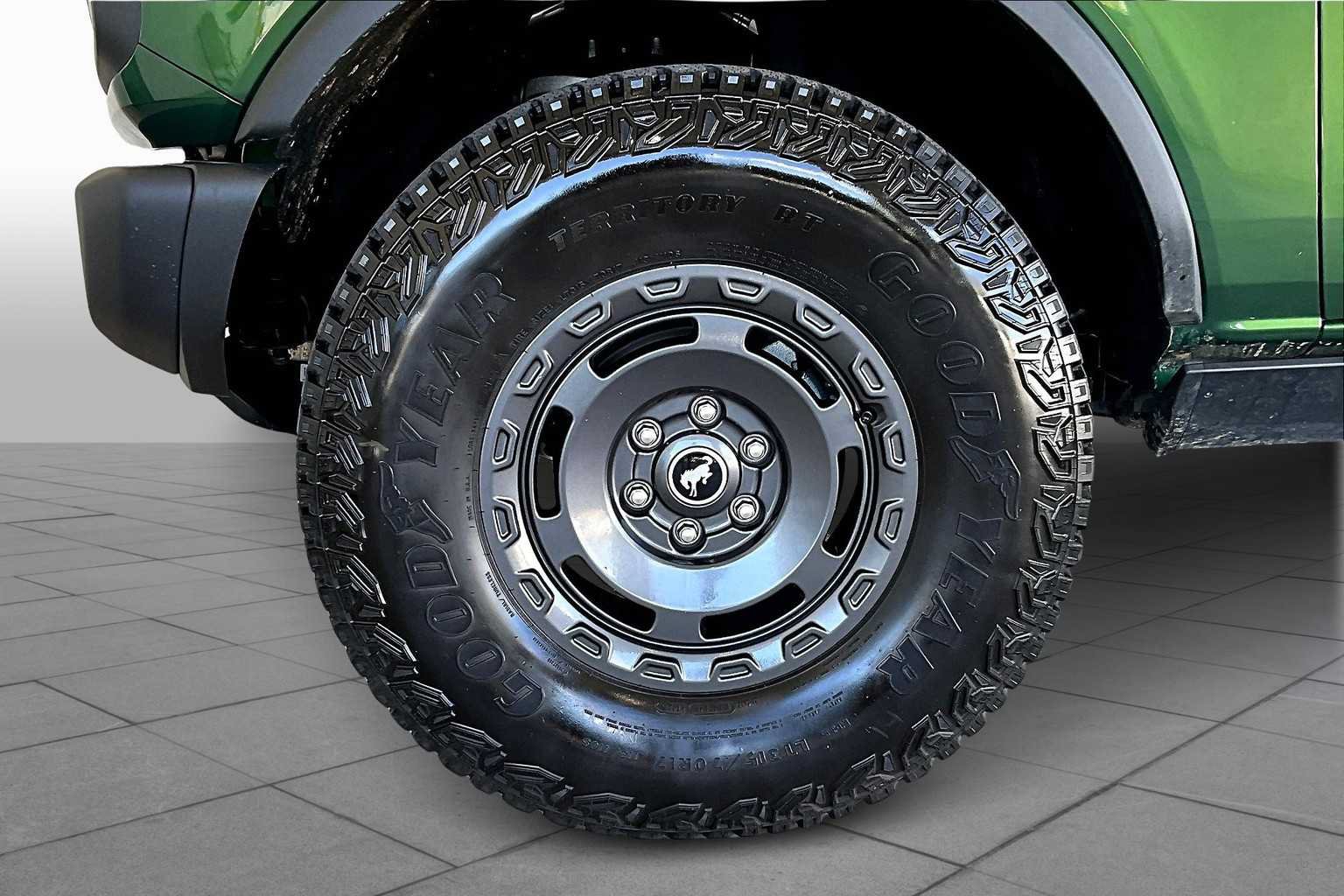 Used 2025 Ford Bronco Big Bend w/ Black Diamond Package AWD/4WD image 11