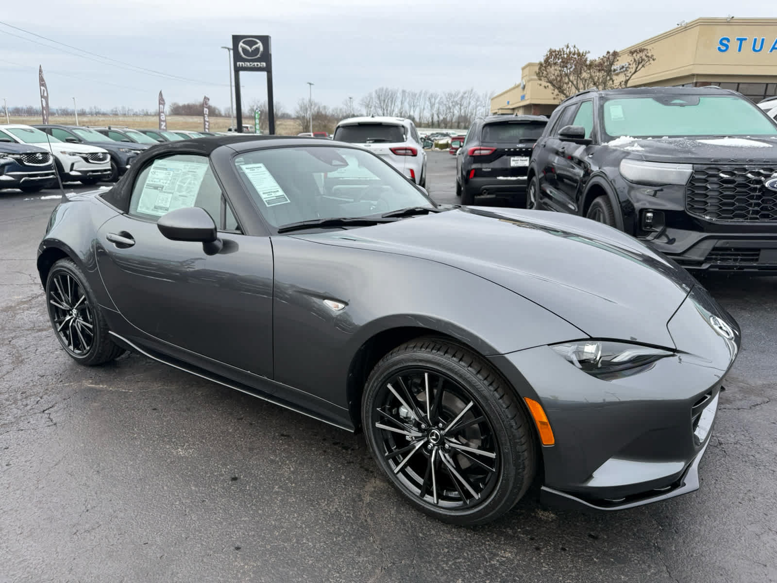 New 2025 MAZDA MX-5 Miata Grand Touring w/ Appearance Package RWD image 1