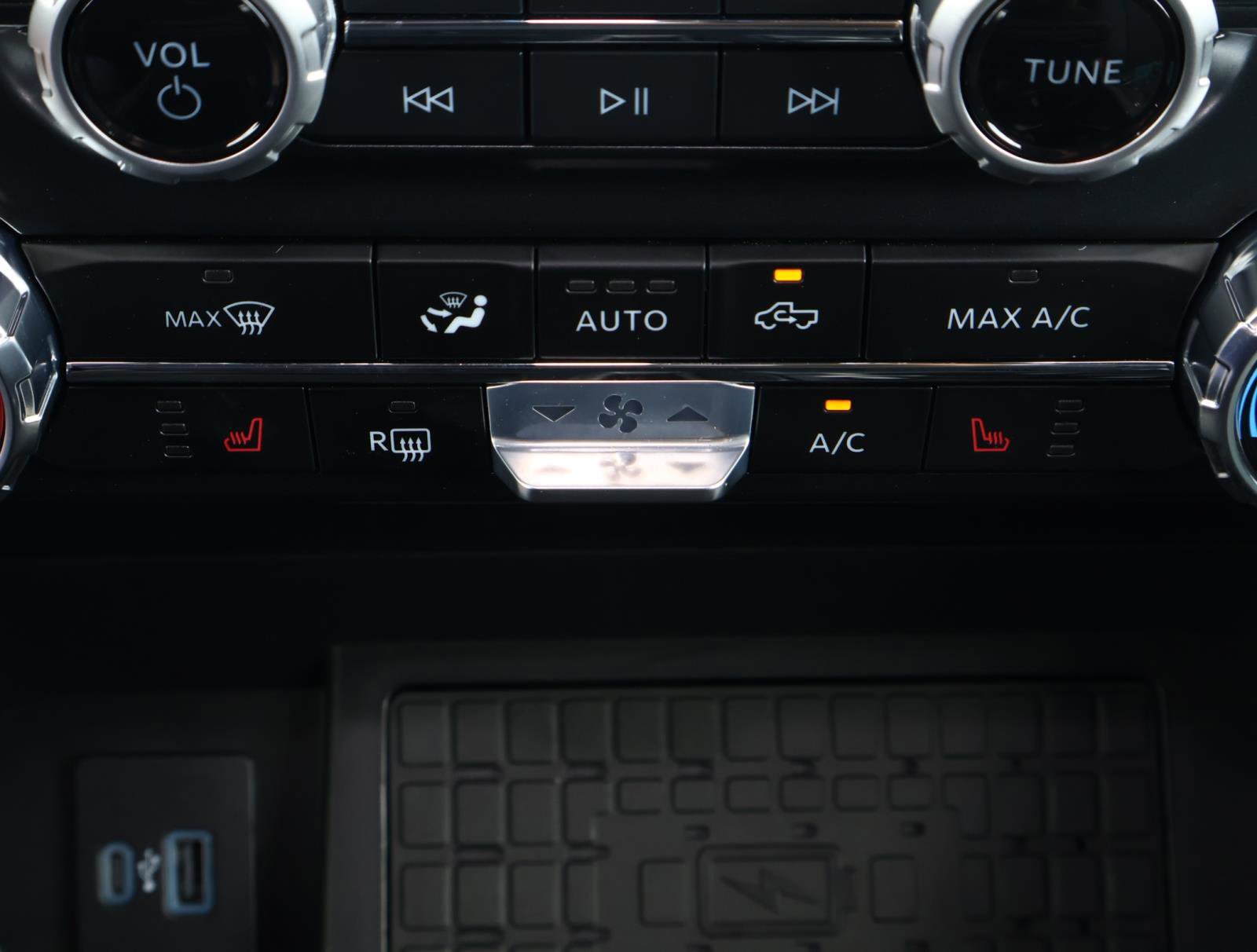 Used 2024 Ford F150 XLT w/ Equipment Group 303A High image 32