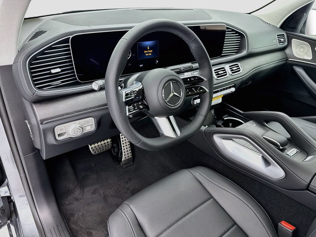 New 2026 Mercedes-Benz GLS 450 4MATIC image 9