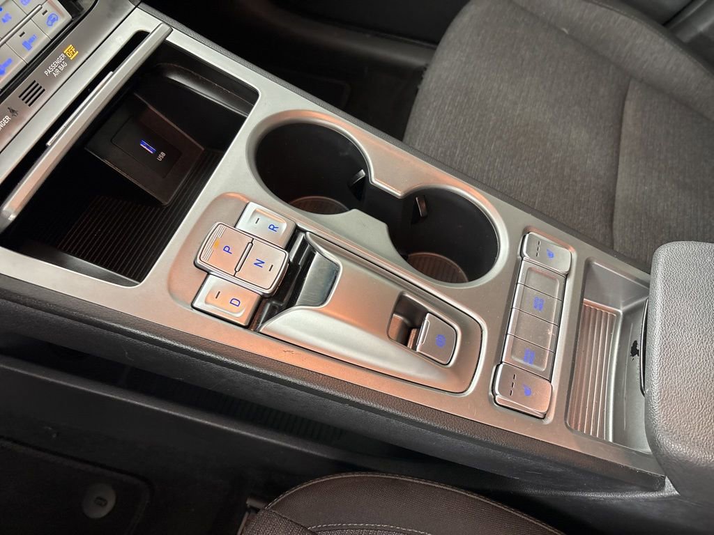 Used 2023 Hyundai Kona SE w/ Cargo Package image 39