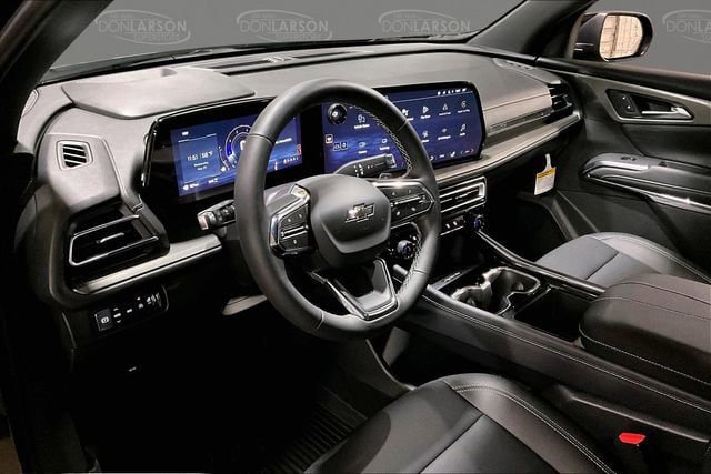 New 2026 Chevrolet Traverse LT w/ Midnight/Sport Edition AWD/4WD image 7