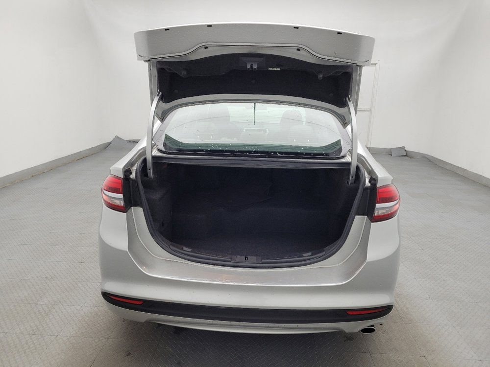 Used 2018 Ford Fusion S image 29