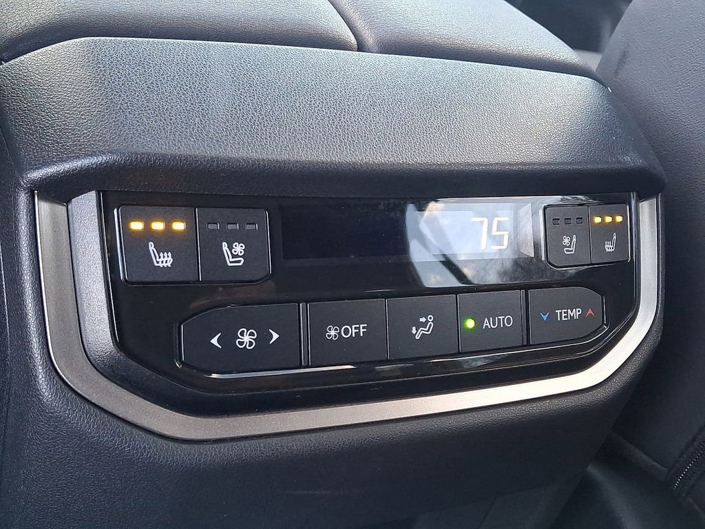 Used 2025 Lexus TX 350 AWD image 12