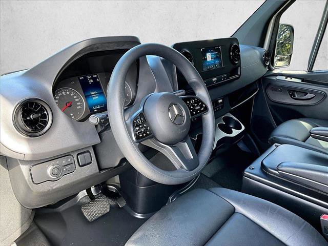 Used 2023 Mercedes-Benz Sprinter 2500 image 14