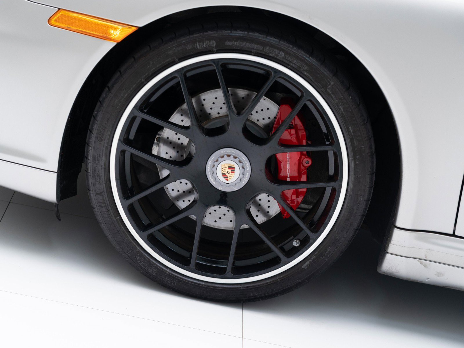 Used 2012 Porsche 911 Carrera 4 GTS image 12