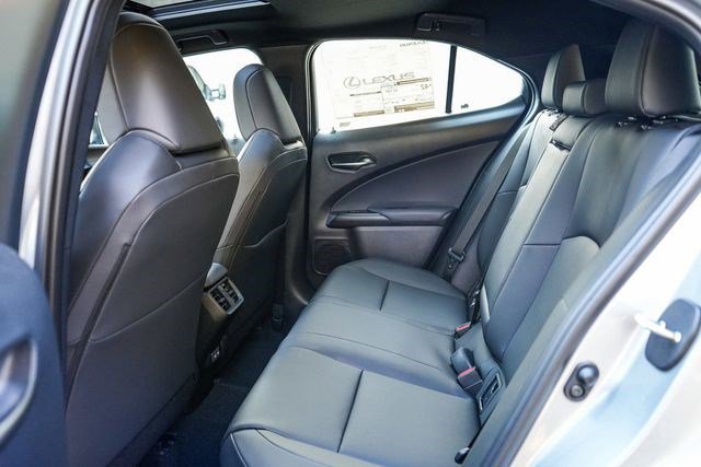 New 2026 Lexus UX 300h AWD image 20