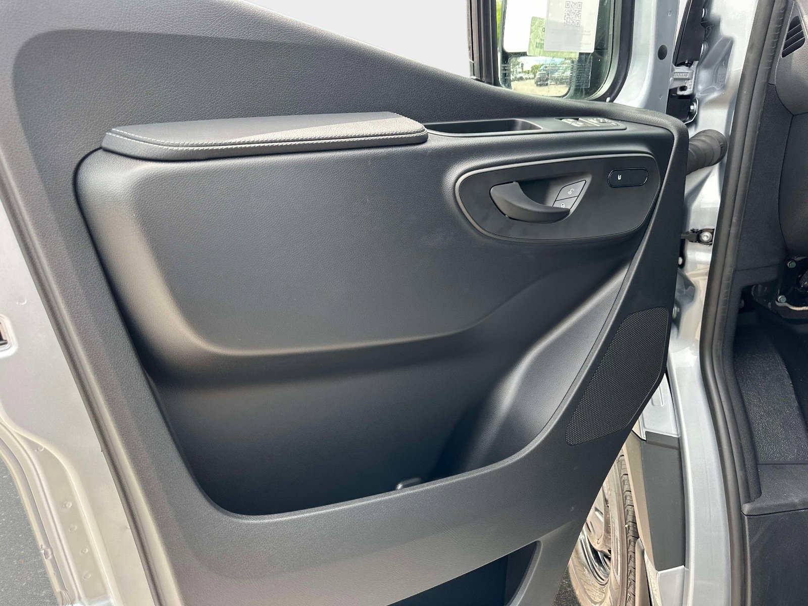 New 2025 Mercedes-Benz Sprinter 2500 image 13