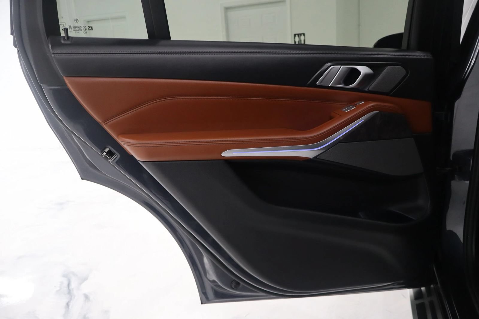 Used 2019 BMW X7 xDrive40i w/ Premium Package AWD/4WD image 17