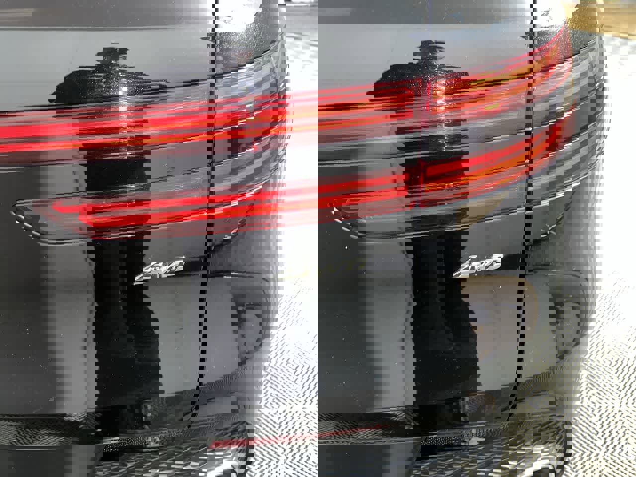 Used 2025 Genesis GV70 2.5T image 12