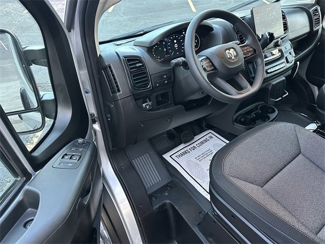 Used 2025 RAM ProMaster 2500 w/ Premium Convenience Group image 33