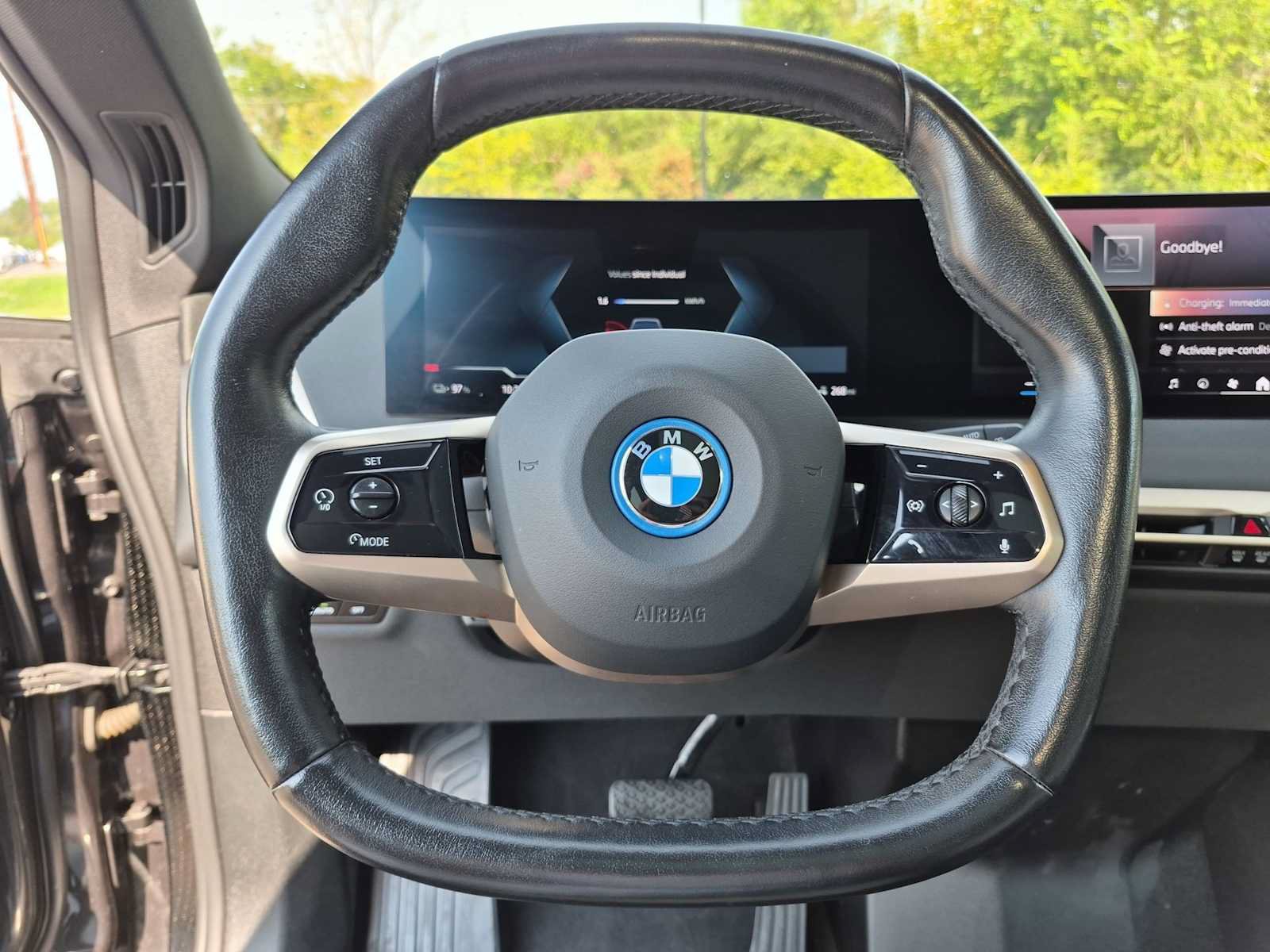Used 2024 BMW iX xDrive50 w/ Sport Package AWD/4WD image 23