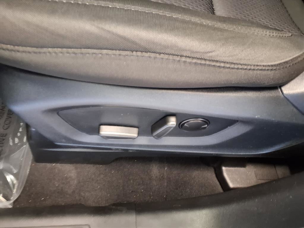 Used 2022 Ford Explorer XLT image 22