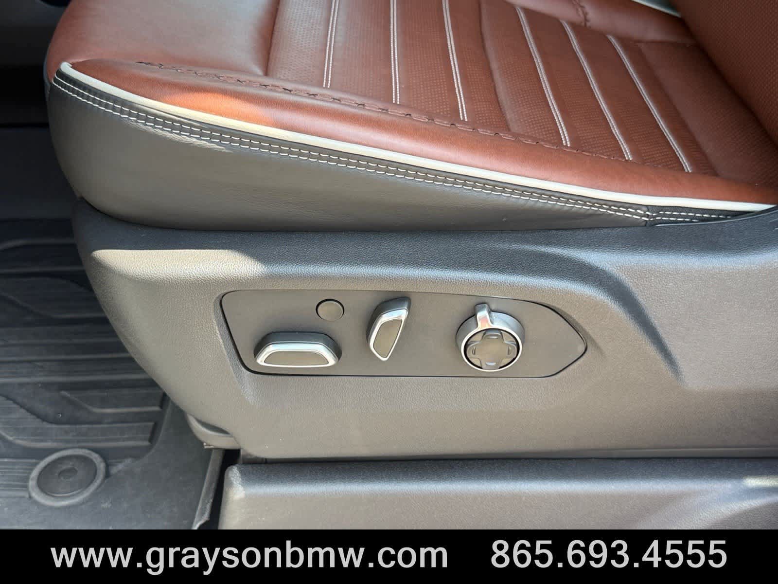 Used 2025 GMC Sierra 2500 Denali Ultimate AWD/4WD image 16