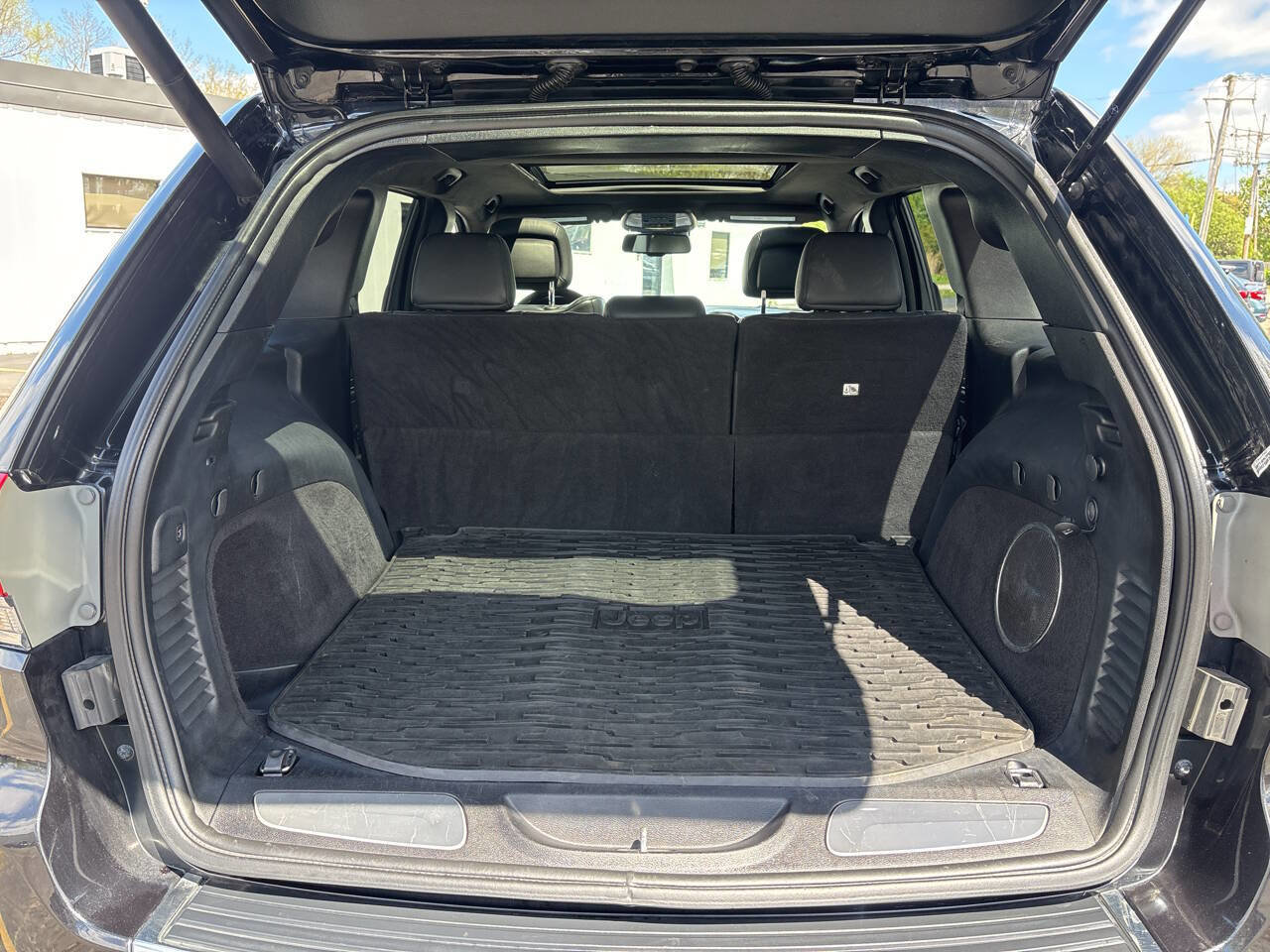 Used 2014 Jeep Grand Cherokee Summit AWD/4WD image 29