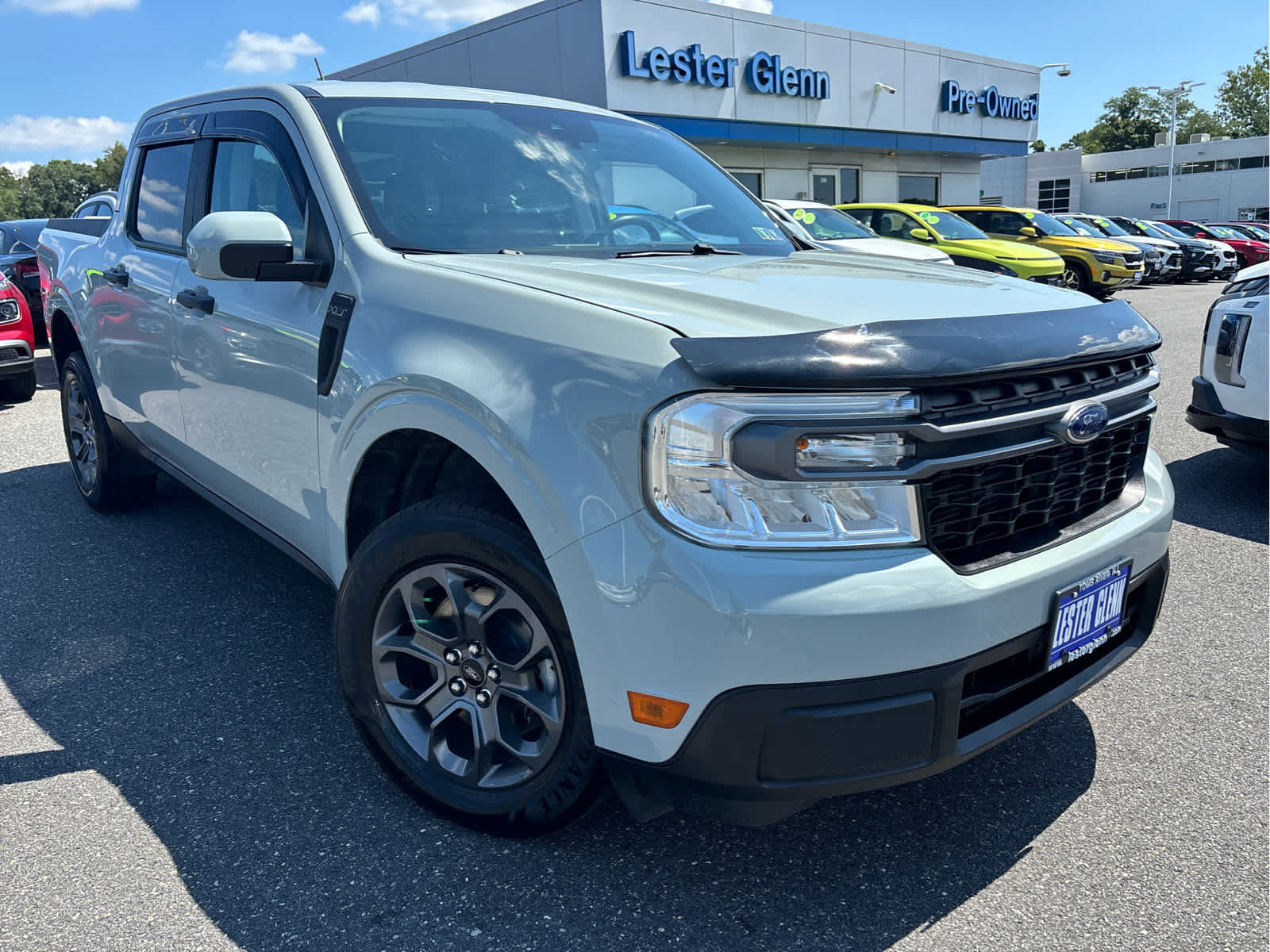 Used 2022 Ford Maverick XLT w/ XLT Luxury Package FWD image 2