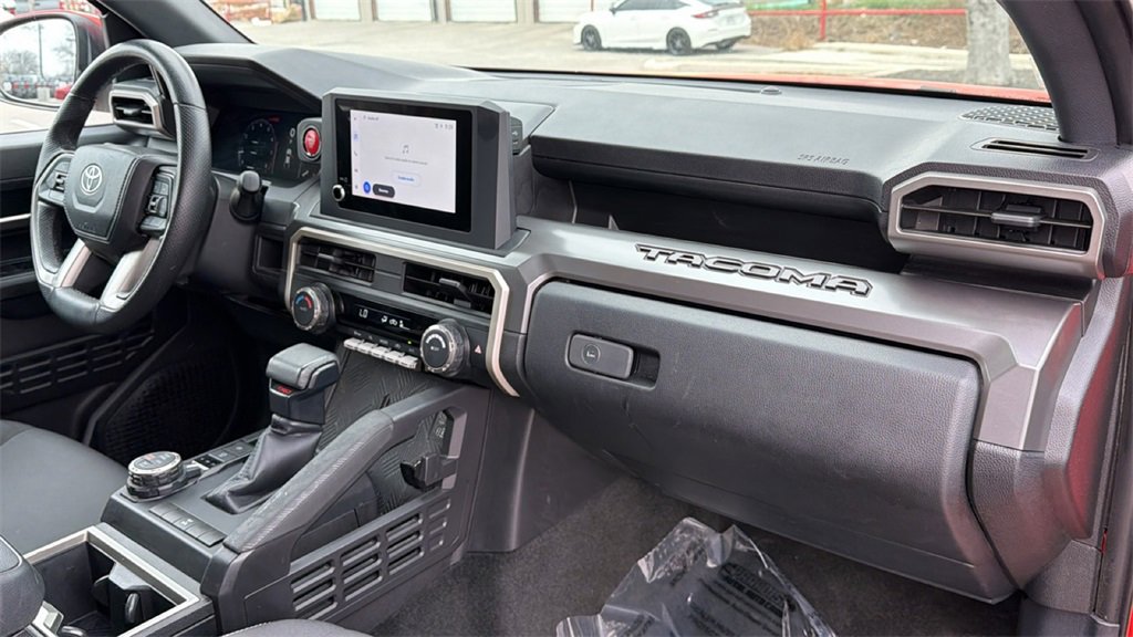 Certified 2024 Toyota Tacoma TRD Off-Road image 39