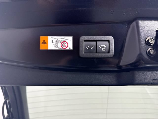Used 2025 Toyota Prius Limited AWD/4WD image 34