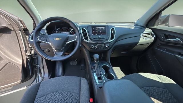 Used 2024 Chevrolet Equinox LT FWD image 16