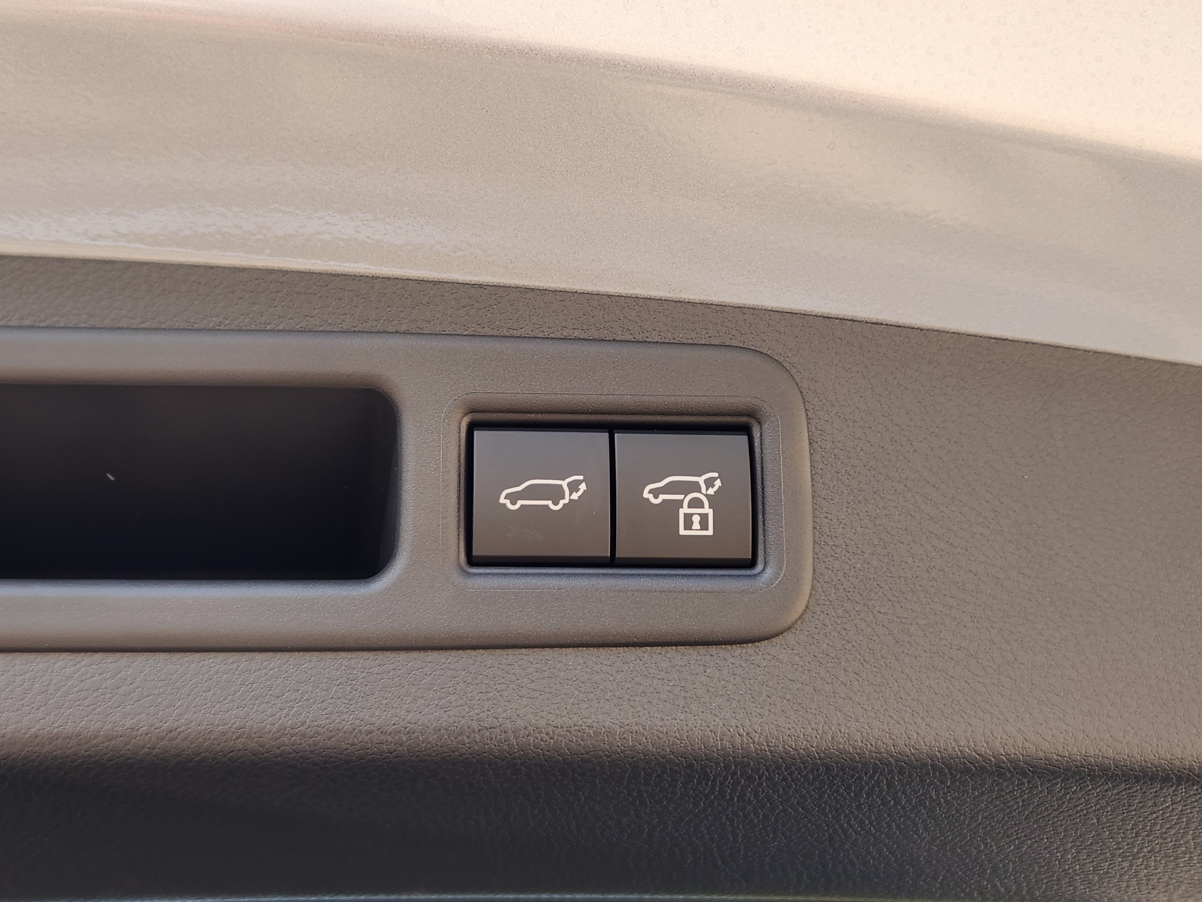 New 2026 Lexus RX 350h AWD/4WD image 25