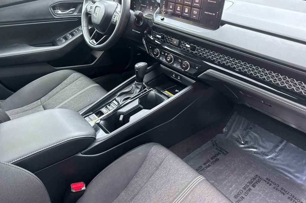 Certified 2025 Honda Accord Sport image 13