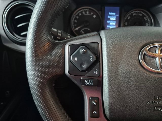 Certified 2023 Toyota Tacoma TRD Off-Road AWD/4WD image 20