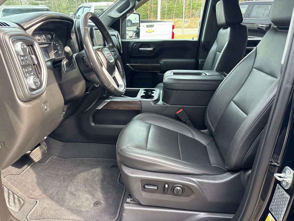 Used 2021 GMC Sierra 3500 SLT w/ SLT Premium Package image 10