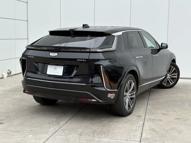 Certified 2024 Cadillac Lyriq Luxury w/ LPO, Floor Liner Package AWD/4WD image 7