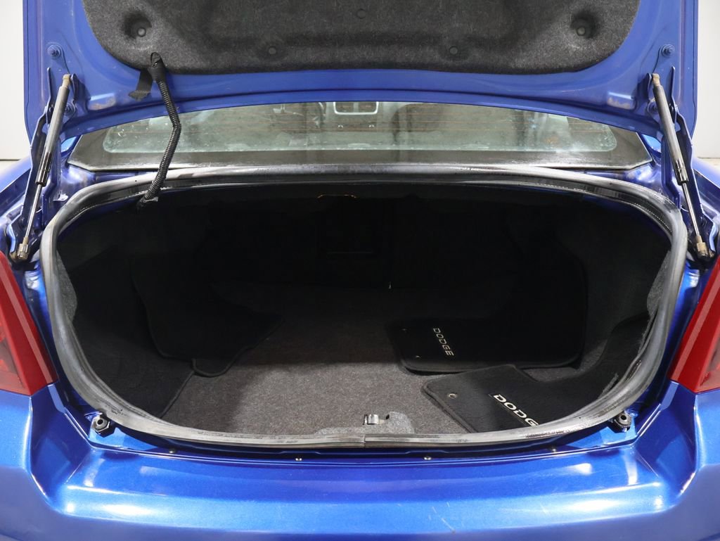 Used 2014 Dodge Avenger SE image 18