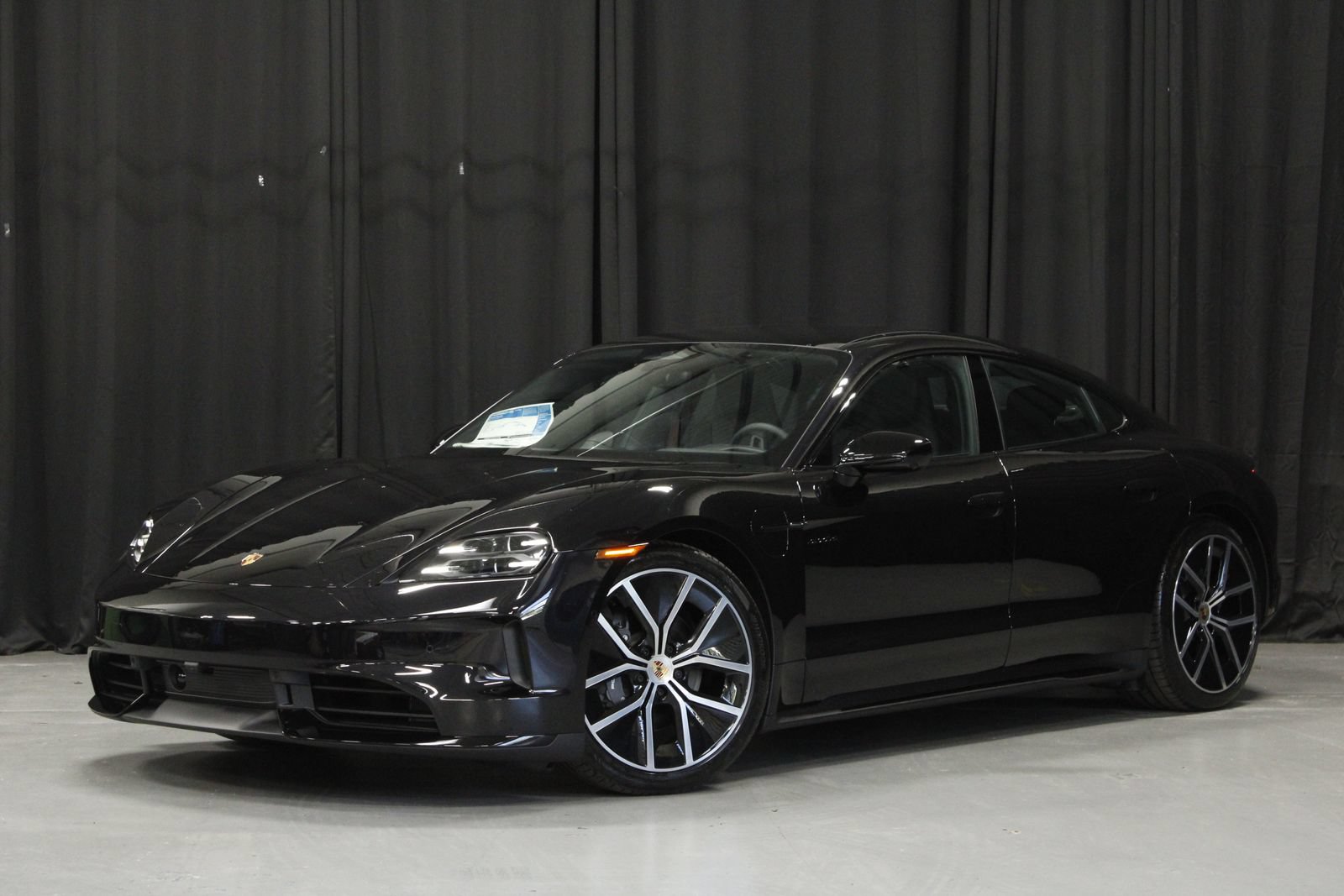 New 2026 Porsche Taycan AWD/4WD video 1
