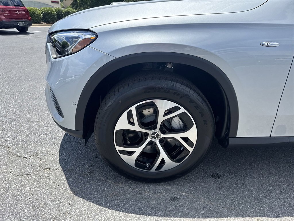 New 2025 Mercedes-Benz GLC 350e 4MATIC image 9
