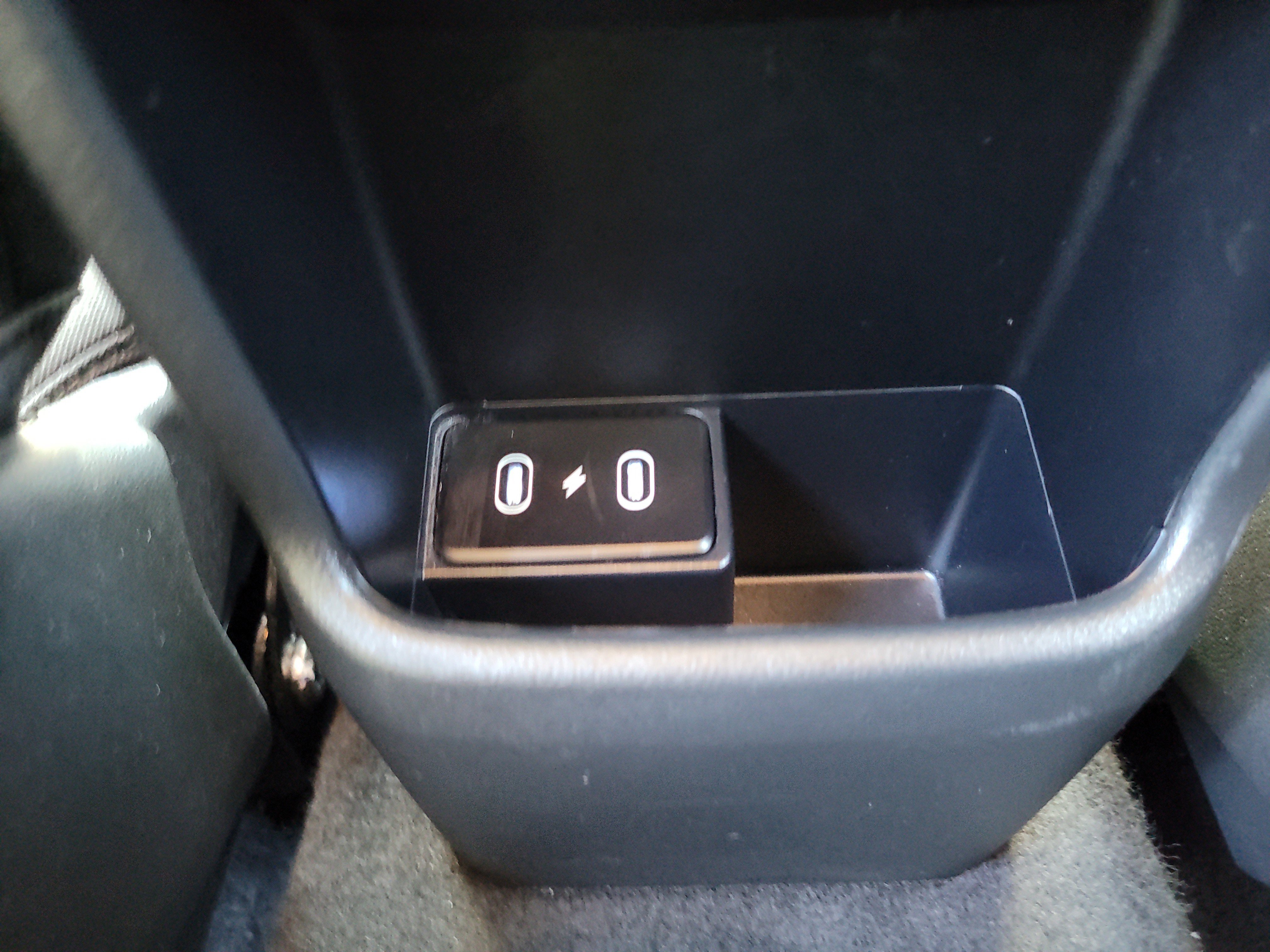 Used 2025 Hyundai Kona SEL image 16