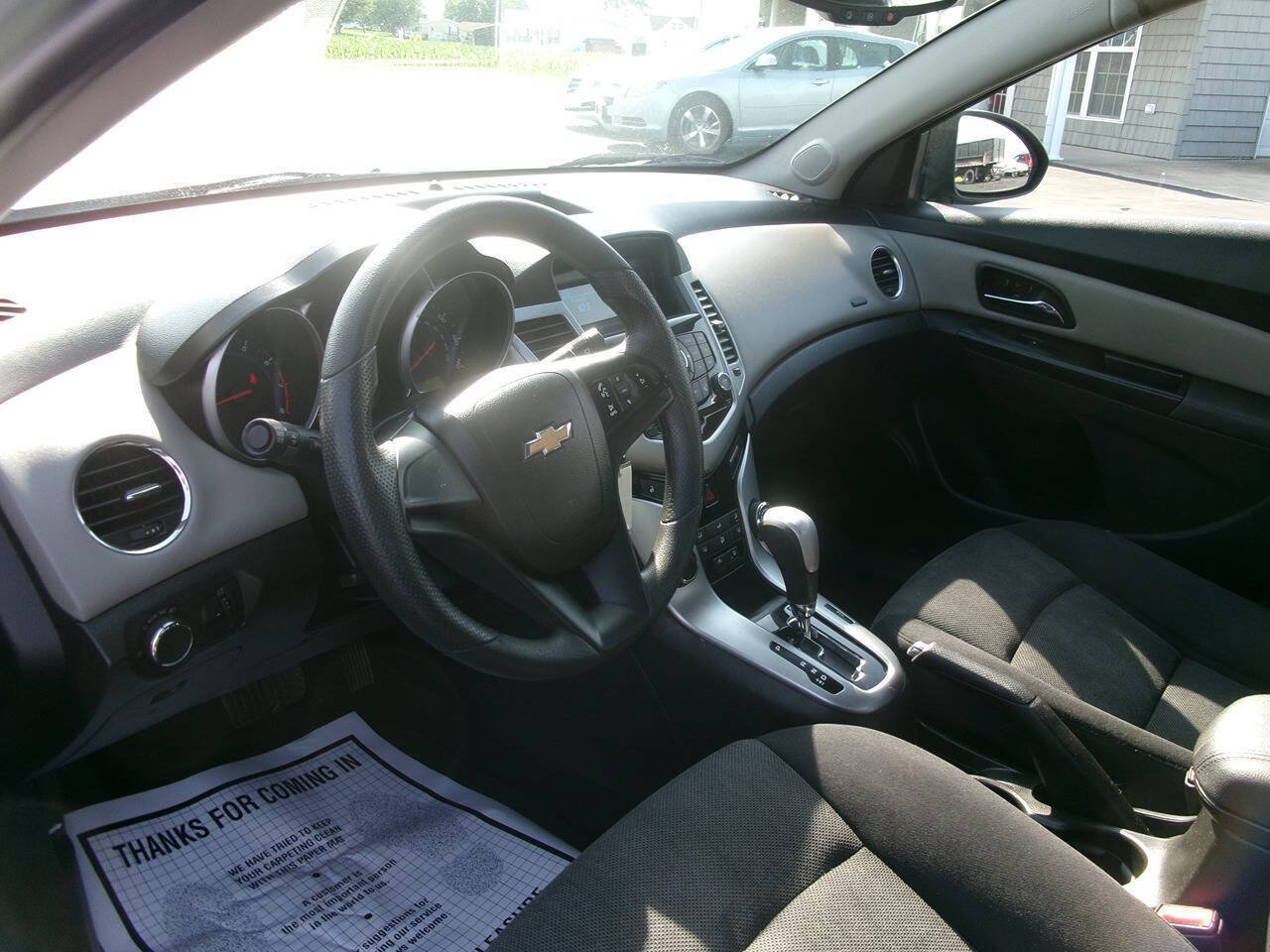 Used 2014 Chevrolet Cruze LS FWD image 12