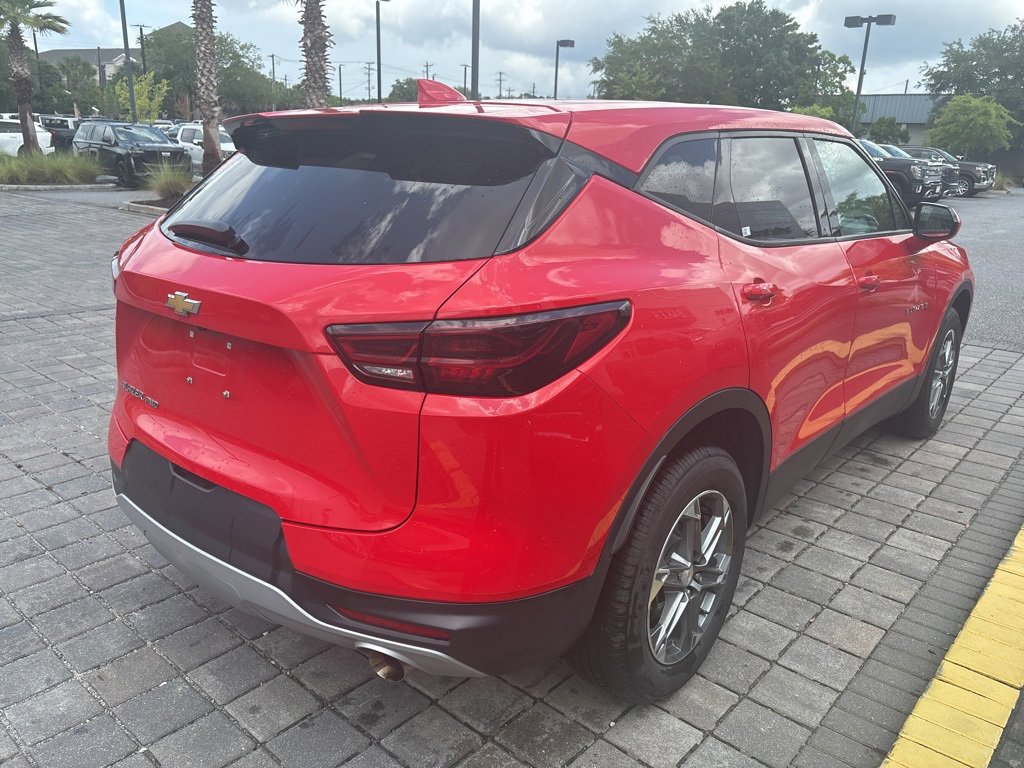 Used 2023 Chevrolet Blazer LT image 6
