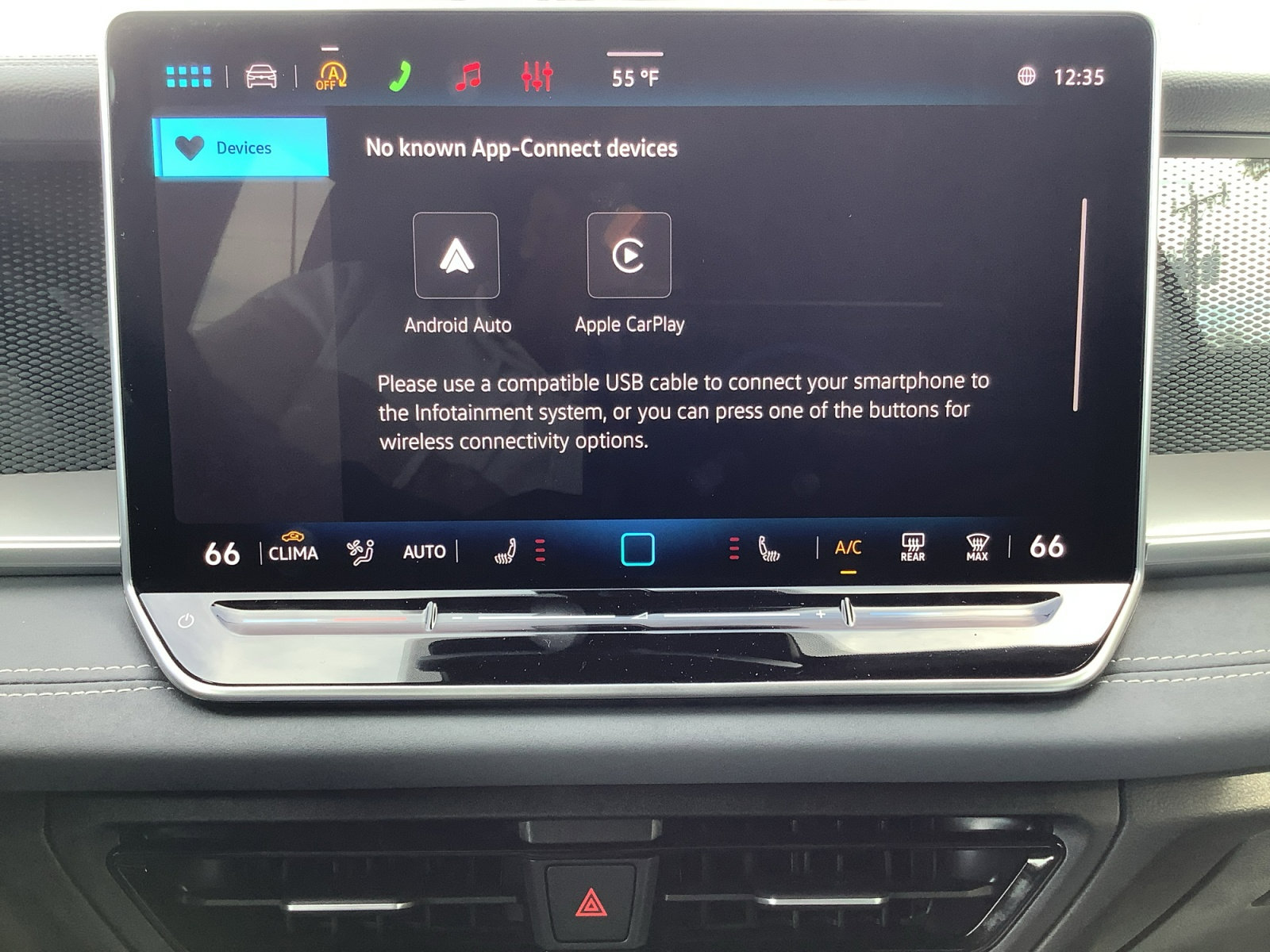 New 2026 Volkswagen Tiguan SE R-Line FWD image 16