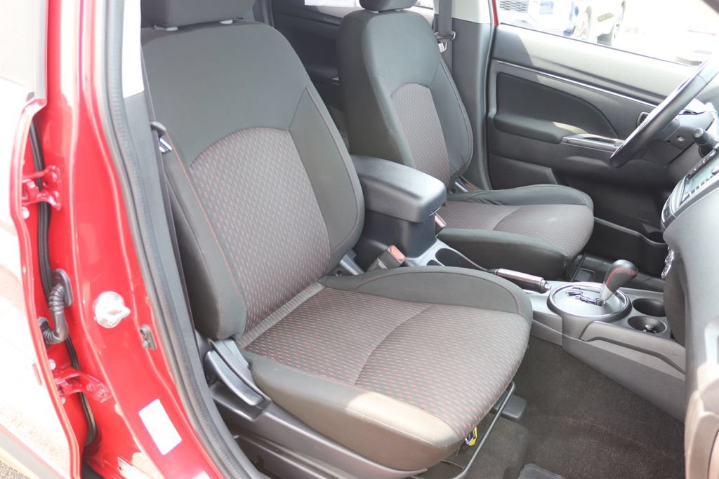 Used 2017 Mitsubishi Outlander Sport LE AWD/4WD image 10