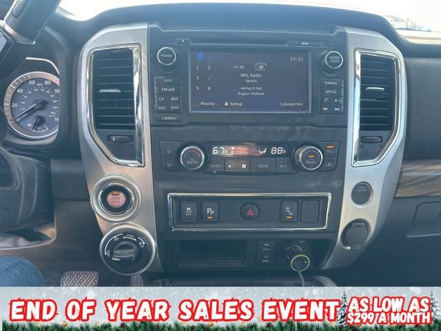 Used 2017 Nissan Titan SL image 11