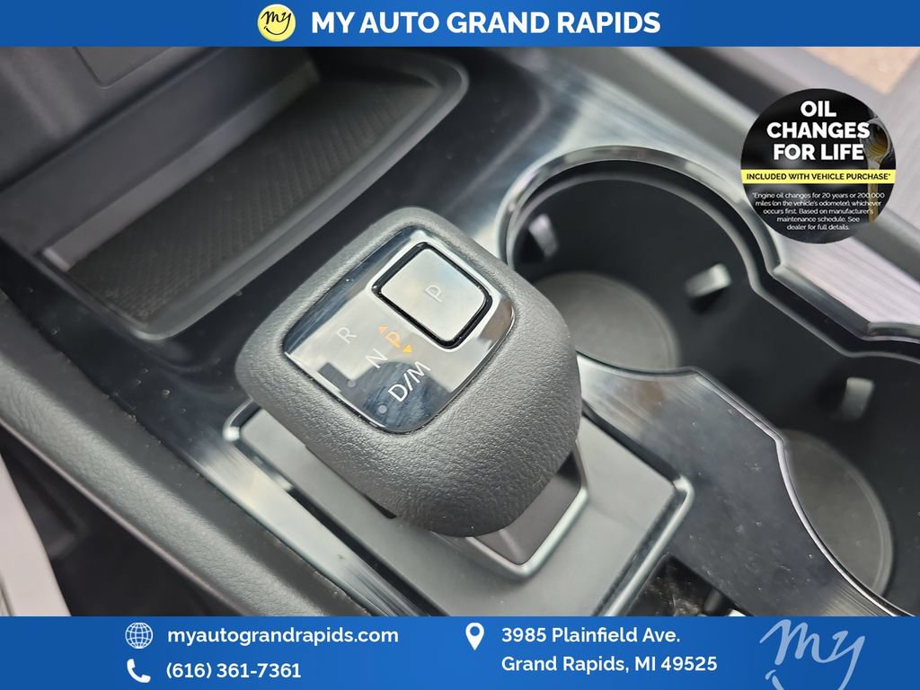 Used 2023 Nissan Rogue SV AWD/4WD image 25