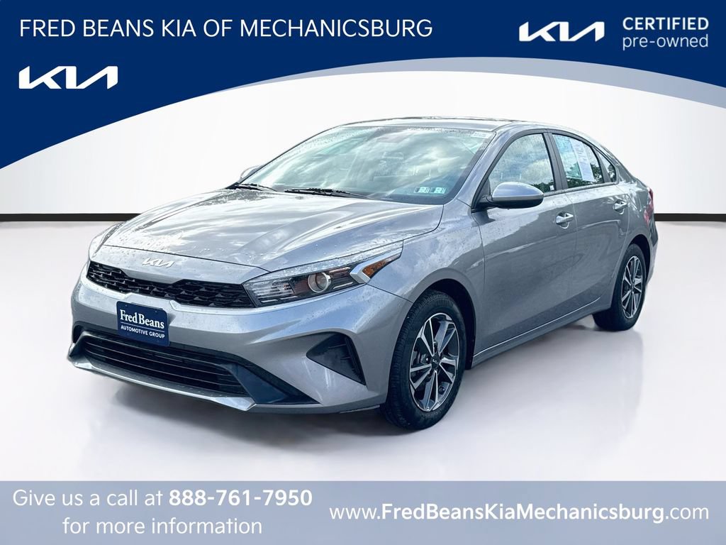 Certified 2023 Kia Forte LXS FWD image 3
