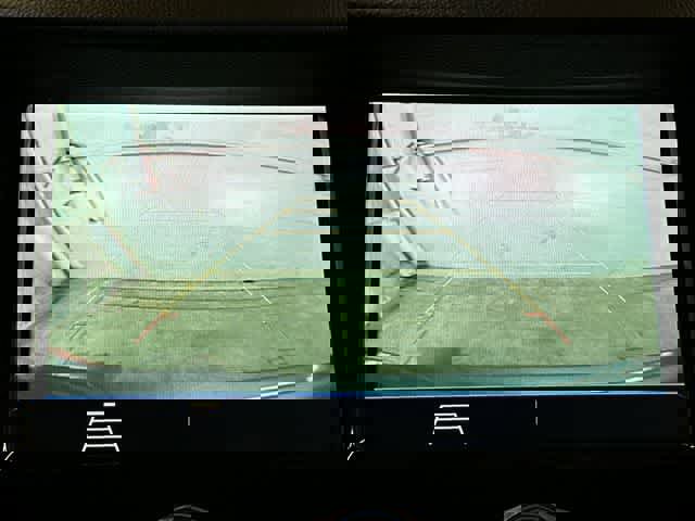 Used 2019 Chevrolet Trax LT w/ LT Convenience Package image 13