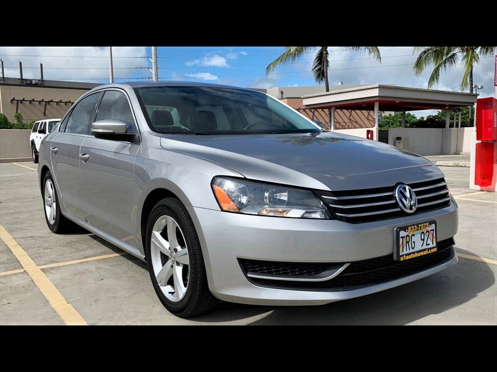Used 2013 Volkswagen Passat 2.5 SE FWD image 3