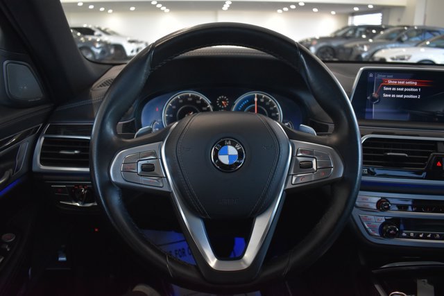 Used 2017 BMW 740e xDrive AWD/4WD image 20